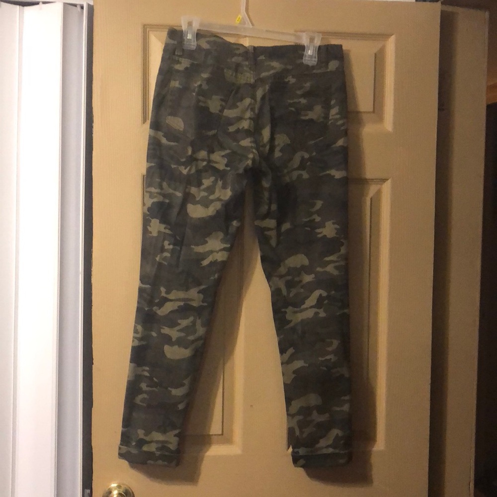 Jeans - Picture 2 of 4